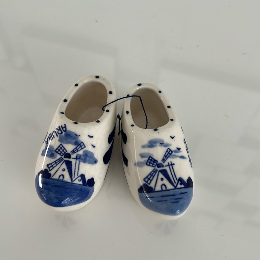 Vintage Durtch /Holland / Aruba Traditional Clogs